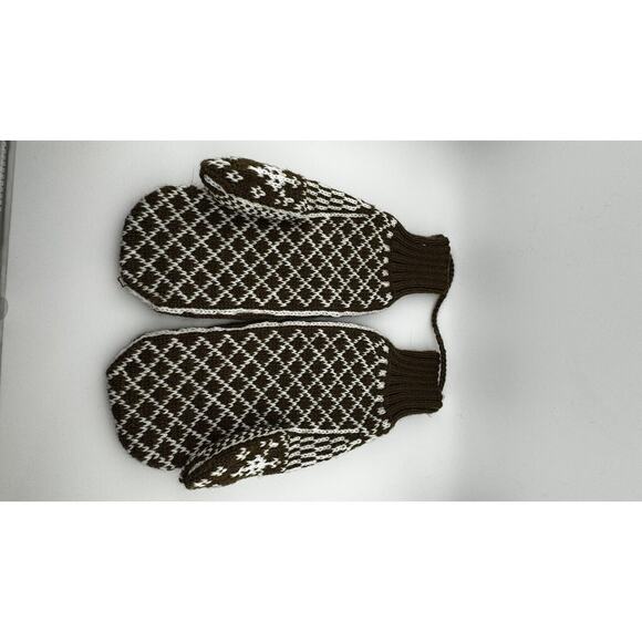 Midwest of Cannon Falls Knit Reindeer Mittens - Cozy Winter Accessory - Picture 4 of 4